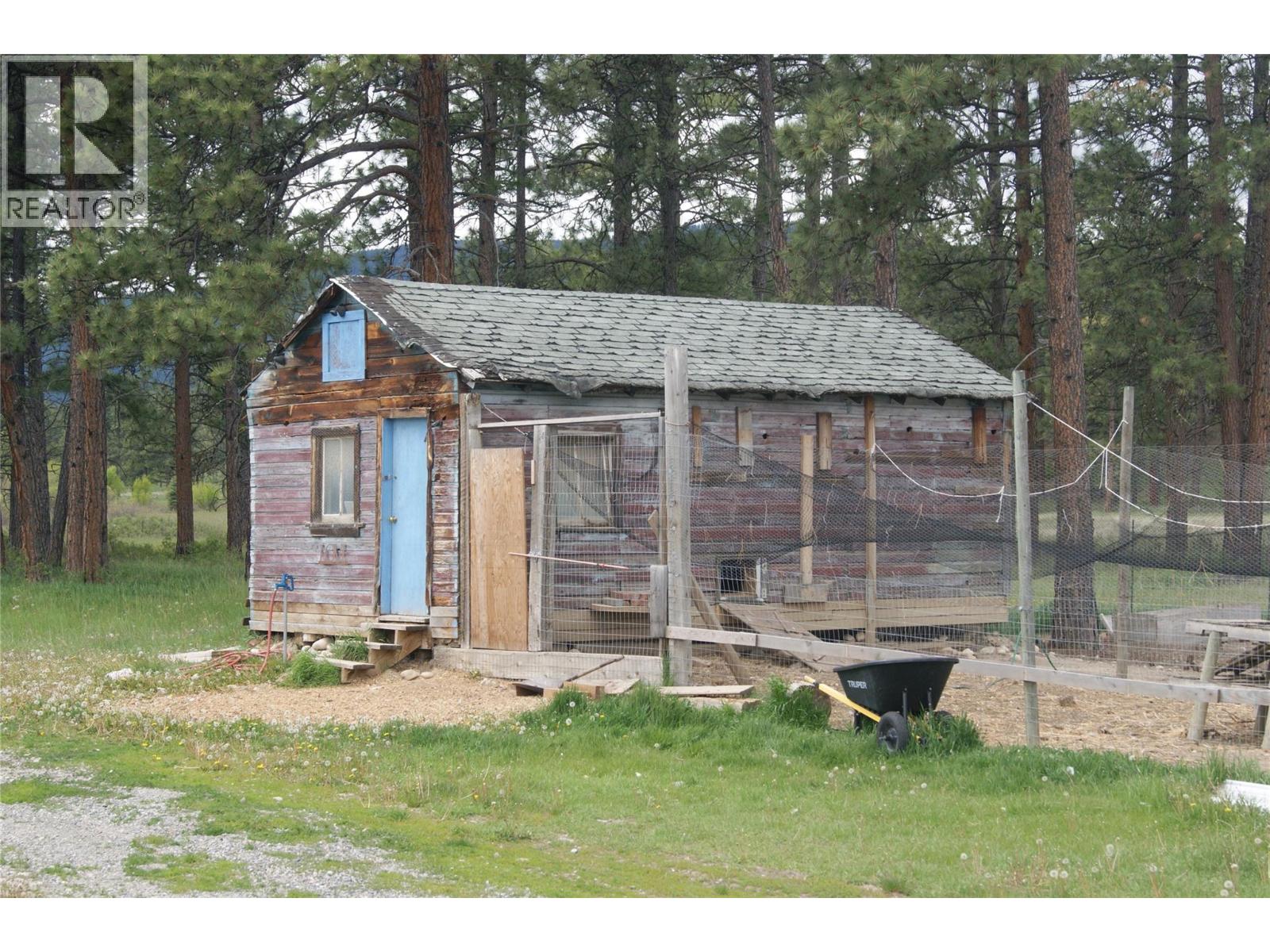 5553 93/95 Highway, Ta Ta Creek, British Columbia  V0B 2E0 - Photo 15 - 10389286