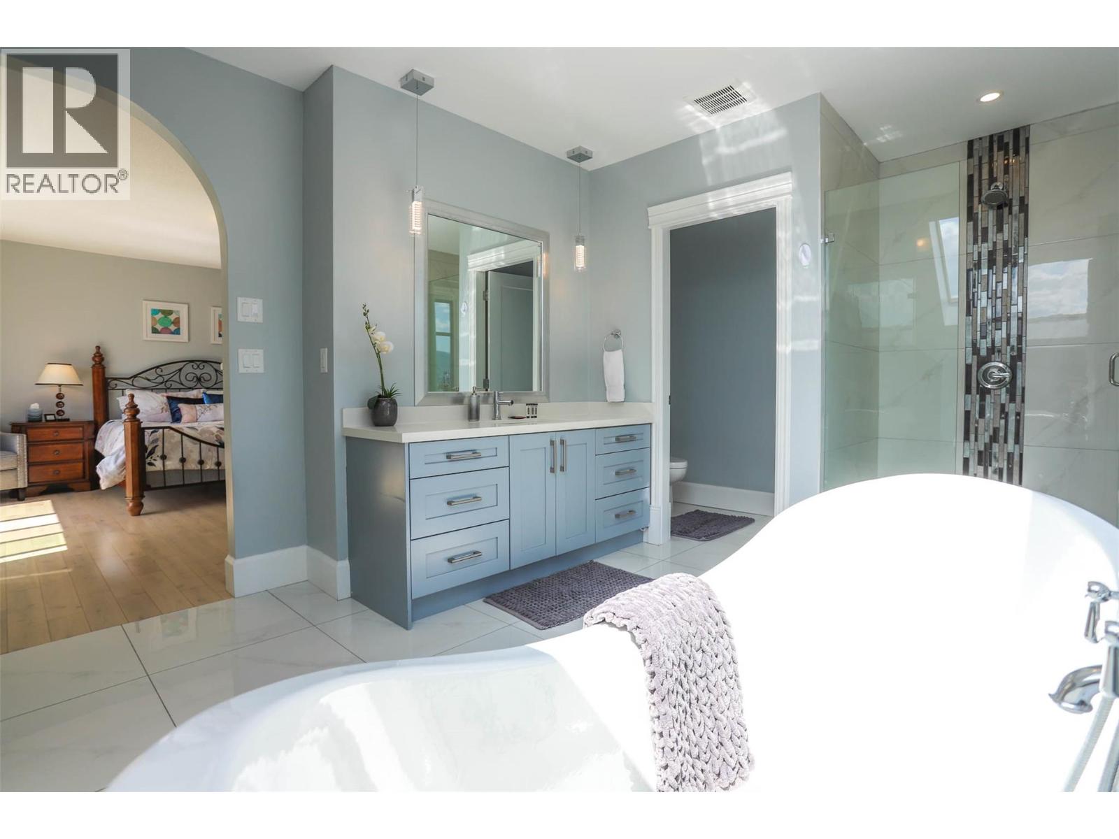 124 Mctavish Avenue, Kelowna, British Columbia  V1Y 5W3 - Photo 30 - 10389225