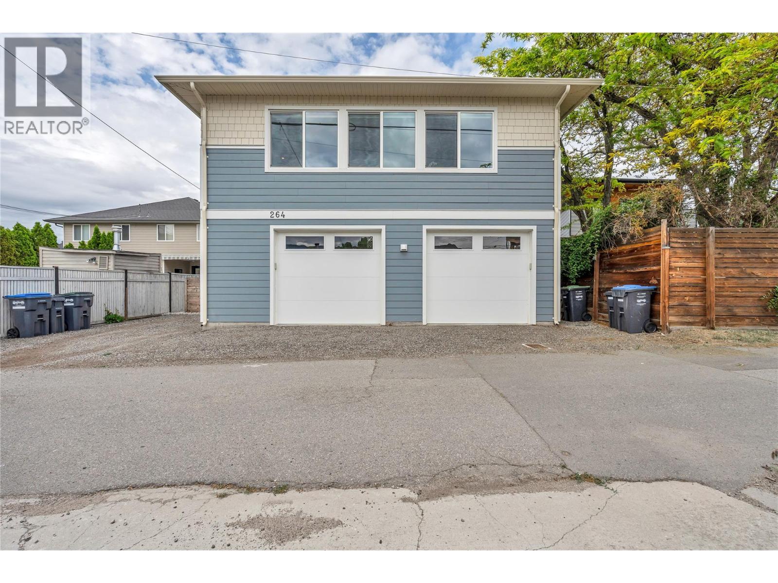 264 Douglas Avenue, Penticton, British Columbia  V2A 2T8 - Photo 1 - 10389142