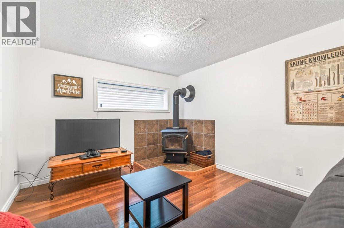 8 Mt Proctor Avenue, Fernie, British Columbia  V0B 1M3 - Photo 51 - 10389064