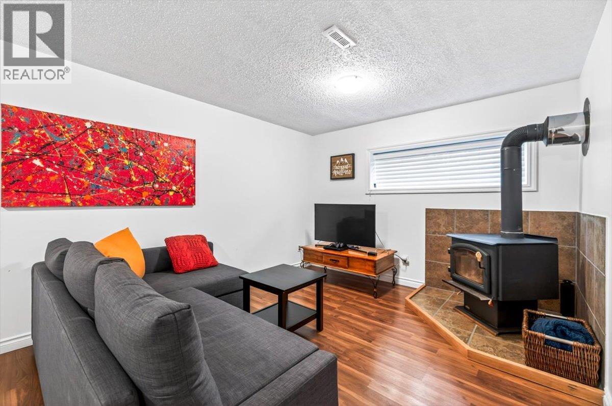 8 Mt Proctor Avenue, Fernie, British Columbia  V0B 1M3 - Photo 52 - 10389064