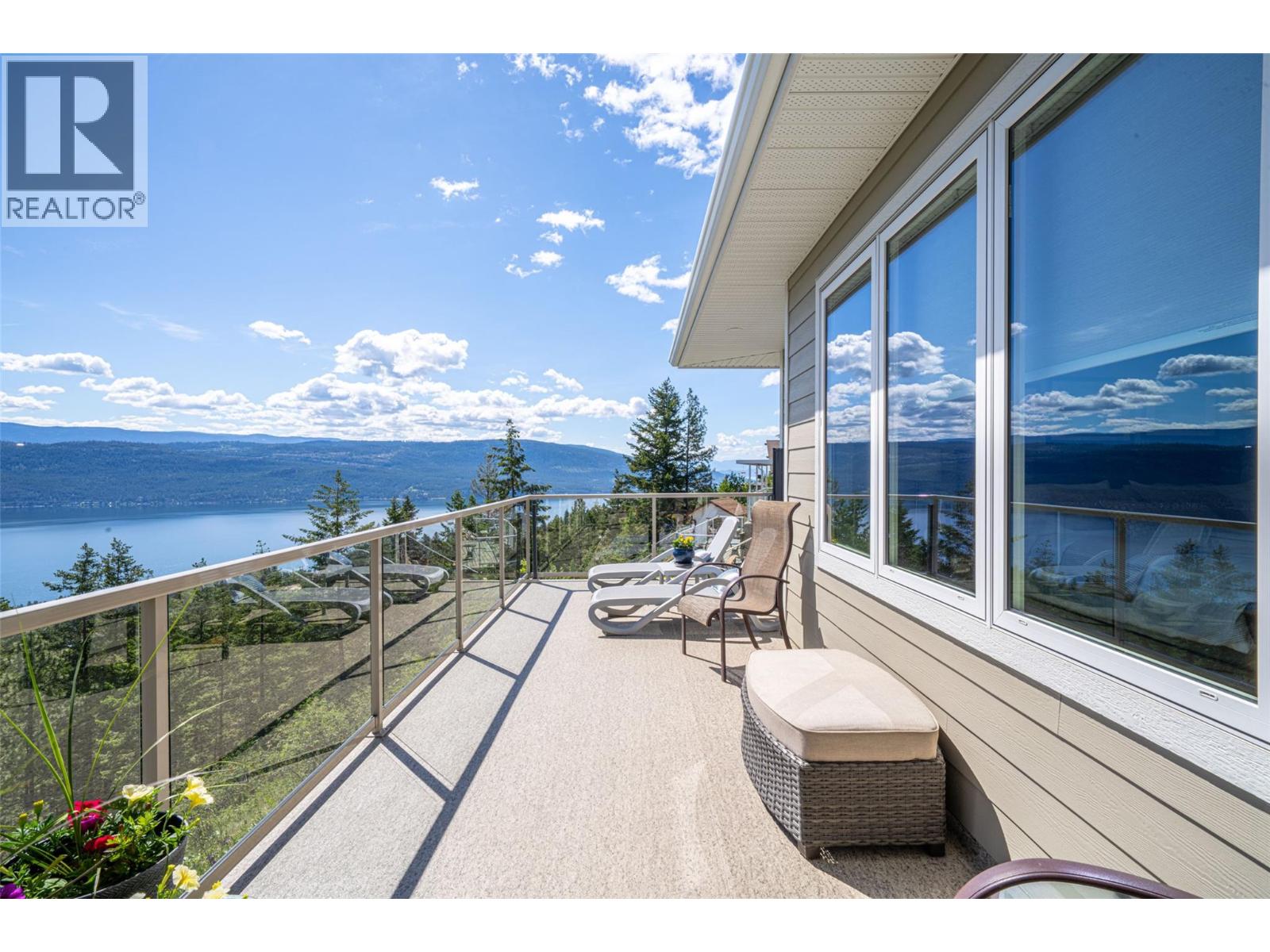 132 Crown Crescent, Vernon, British Columbia  V1H 2C3 - Photo 32 - 10388635