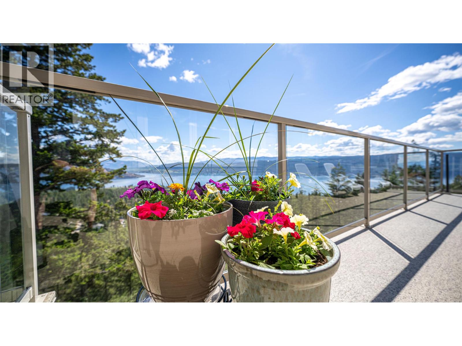 132 Crown Crescent, Vernon, British Columbia  V1H 2C3 - Photo 40 - 10388635