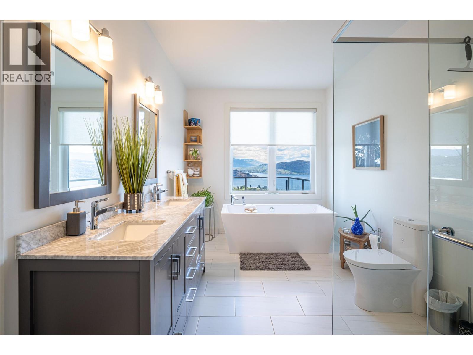 132 Crown Crescent, Vernon, British Columbia  V1H 2C3 - Photo 44 - 10388635