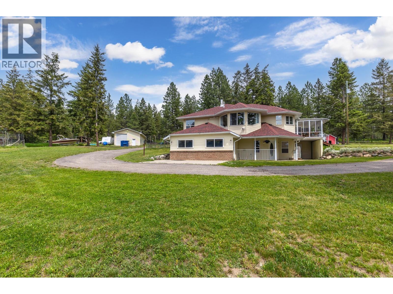 90 McInnes Road, lumby, British Columbia