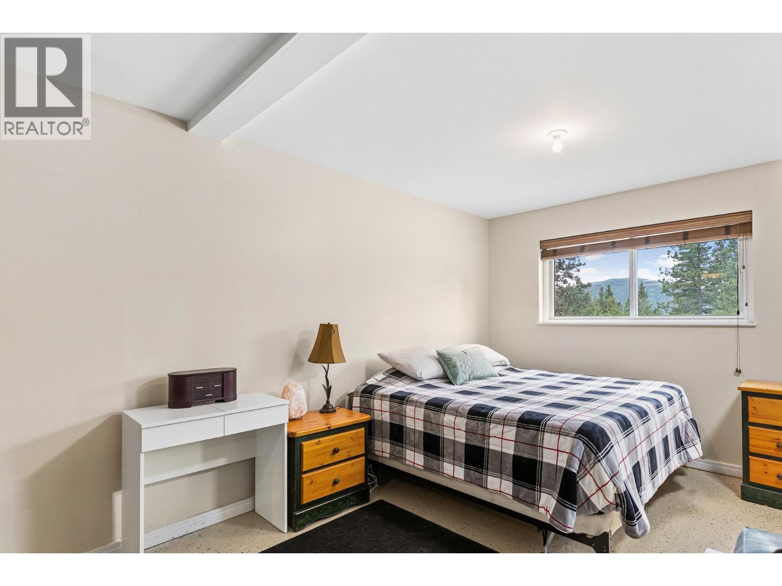 90 Mcinnes Road, Lumby, British Columbia  V0E 2G1 - Photo 34 - 10389035