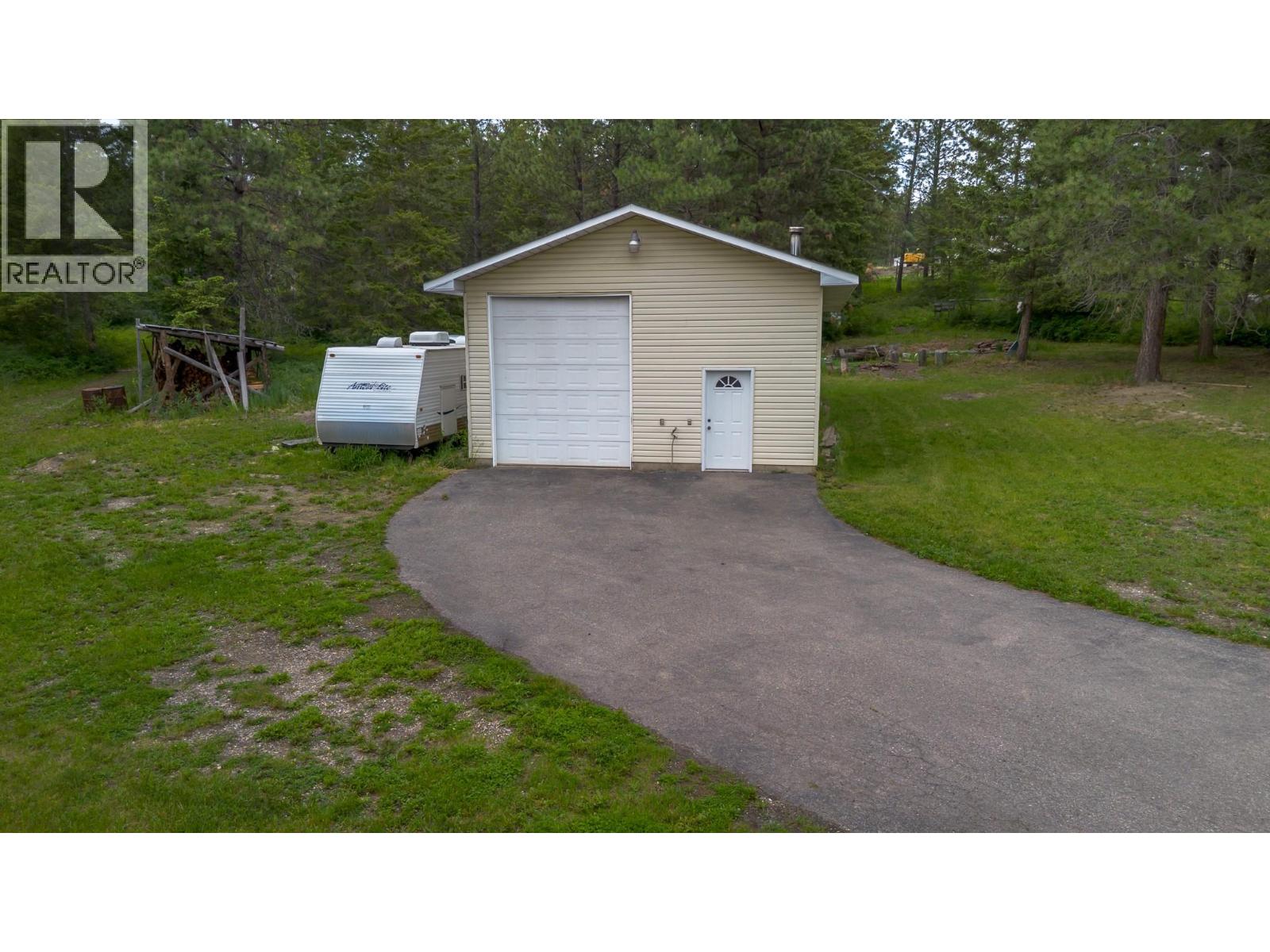90 Mcinnes Road, Lumby, British Columbia  V0E 2G1 - Photo 91 - 10389035