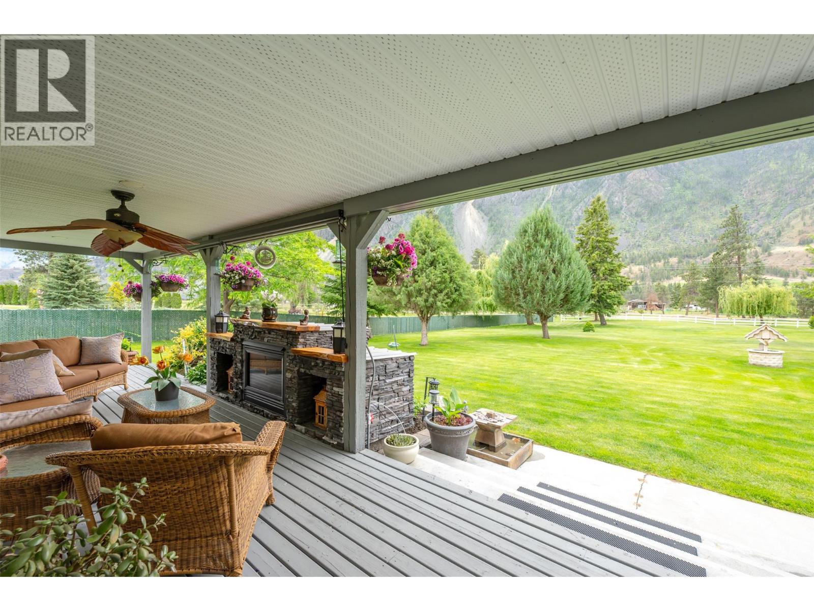 2900 River Road, Keremeos, British Columbia  V0X 1N1 - Photo 3 - 10388906