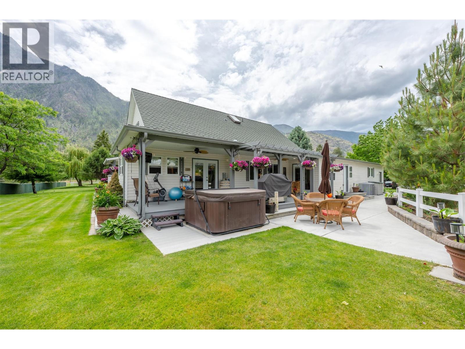 2900 River Road, Keremeos, British Columbia  V0X 1N1 - Photo 39 - 10388906