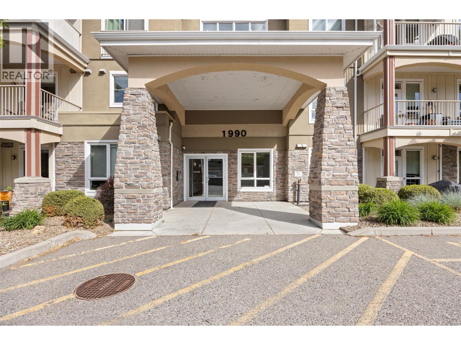 1990 Upper Sundance Drive Unit# 3205 Lot# 54, West Kelowna, British Columbia  V4T 3E7 - Photo 8 - 10387025