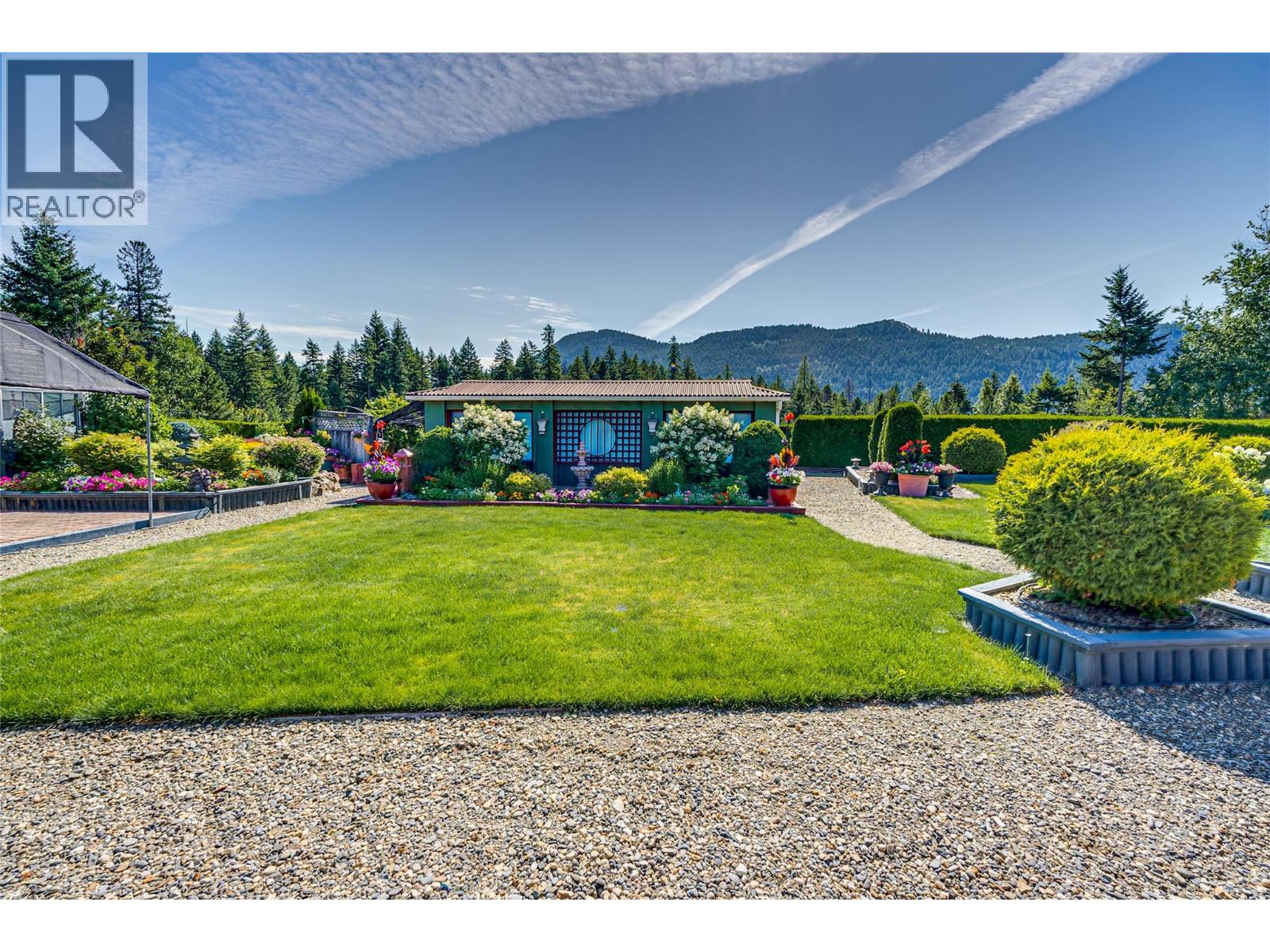 39 Ladyslipper Road, Lumby, British Columbia  V0E 2G5 - Photo 73 - 10389314