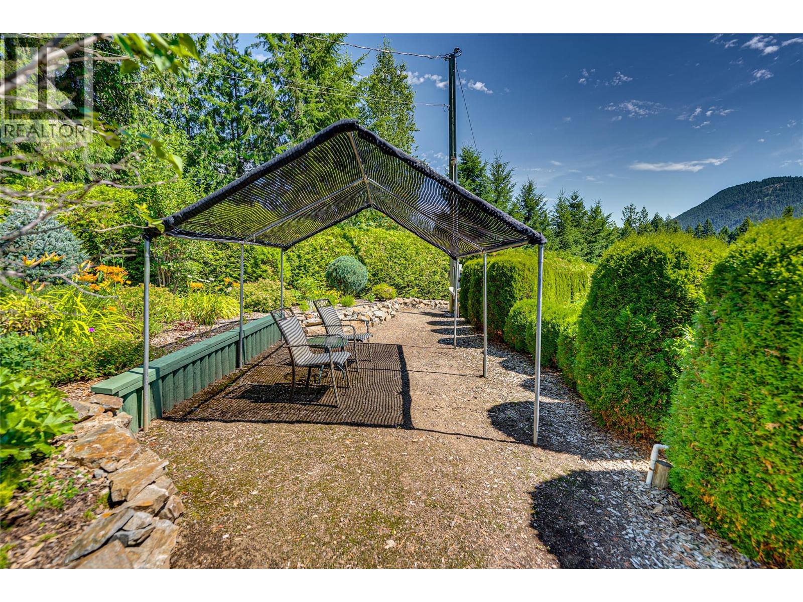 39 Ladyslipper Road, Lumby, British Columbia  V0E 2G5 - Photo 74 - 10389314