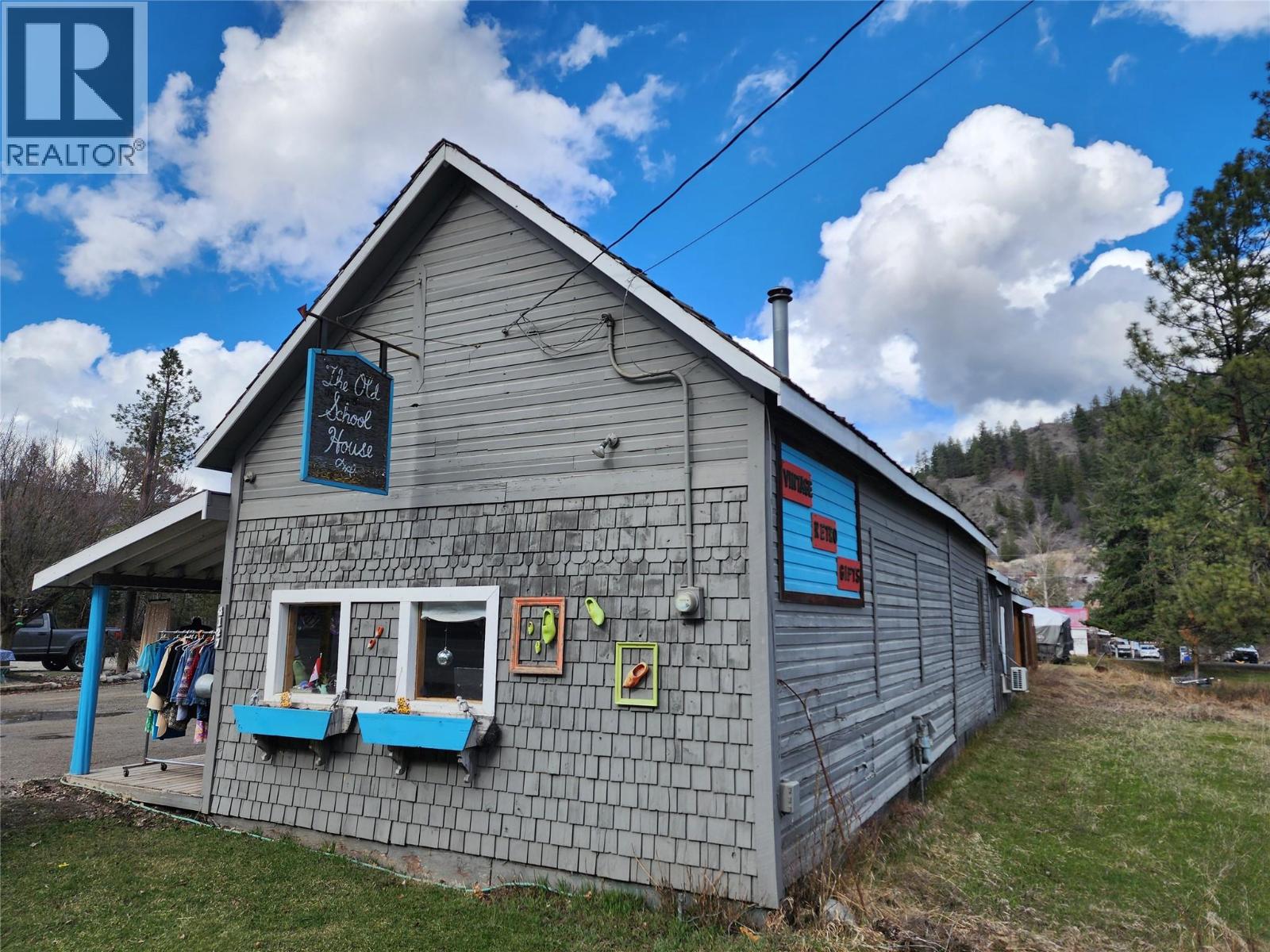 4127 highway 3 Highway, rock creek, British Columbia