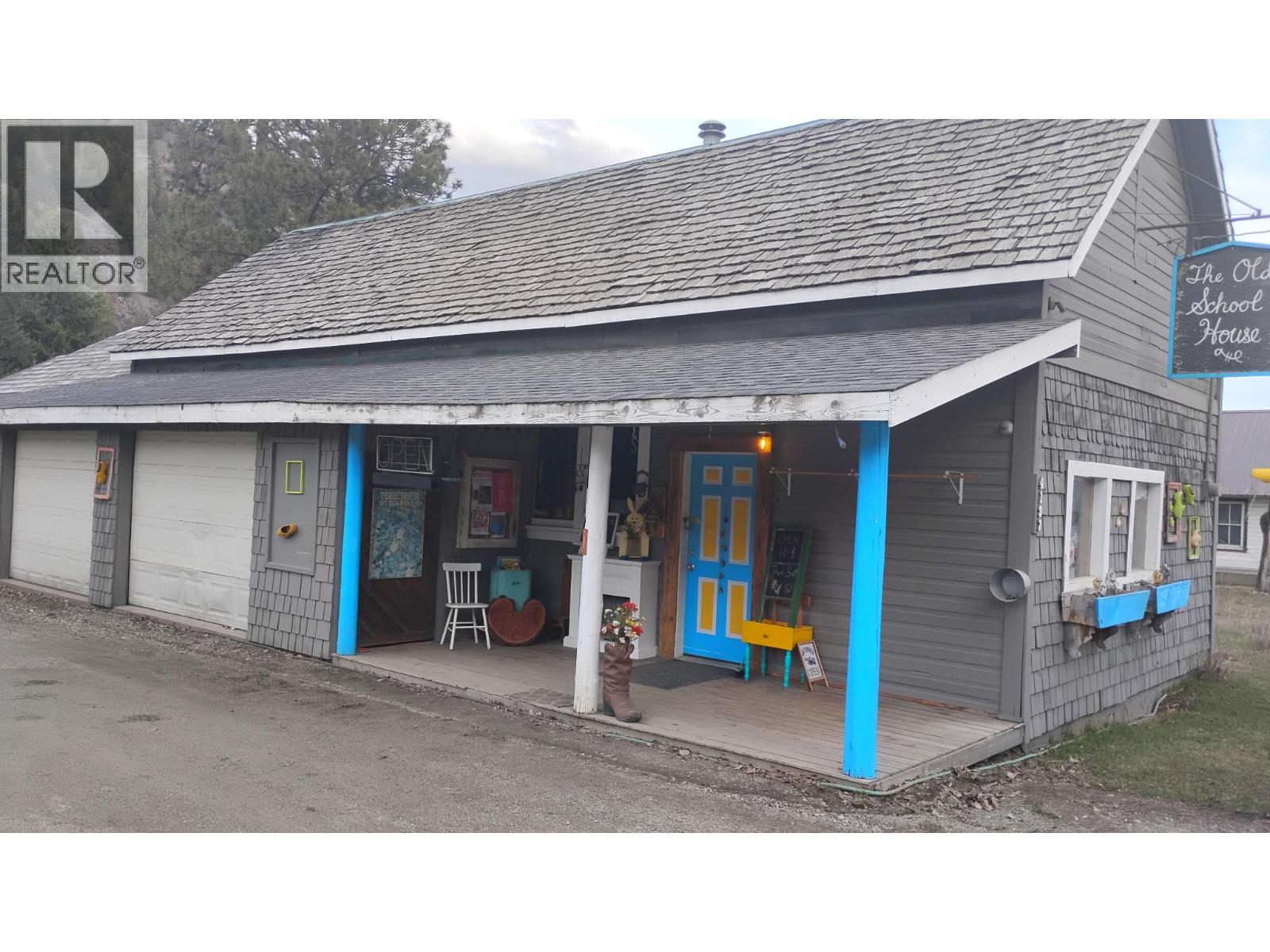 4127 Highway 3 Highway, Rock Creek, British Columbia  V0H 1Y0 - Photo 6 - 10388703