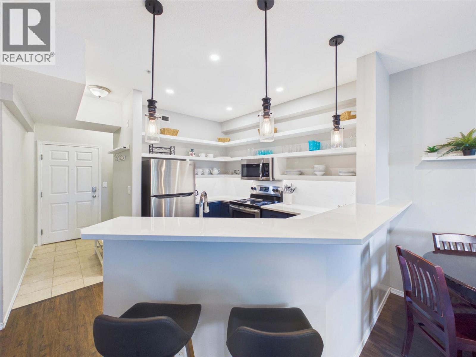 1088 Sunset Drive Unit# 302, Kelowna, British Columbia  V1Y 9W1 - Photo 10 - 10384421