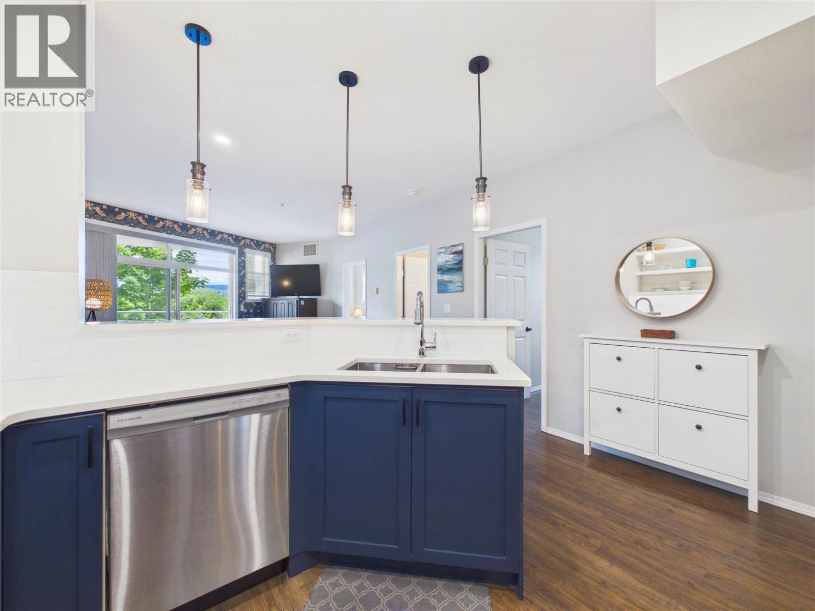 1088 Sunset Drive Unit# 302, Kelowna, British Columbia  V1Y 9W1 - Photo 7 - 10384421