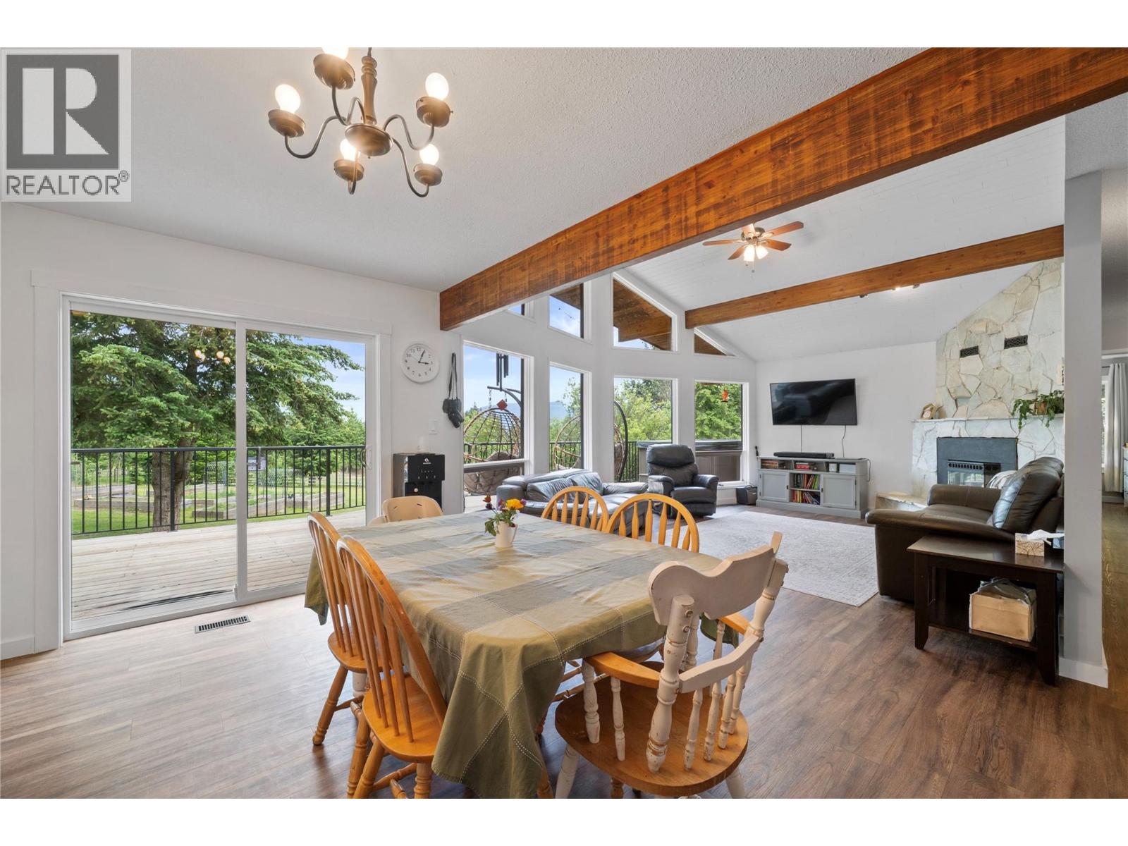 5150 49 Street Nw, Salmon Arm, British Columbia  V1E 3A6 - Photo 12 - 10389102
