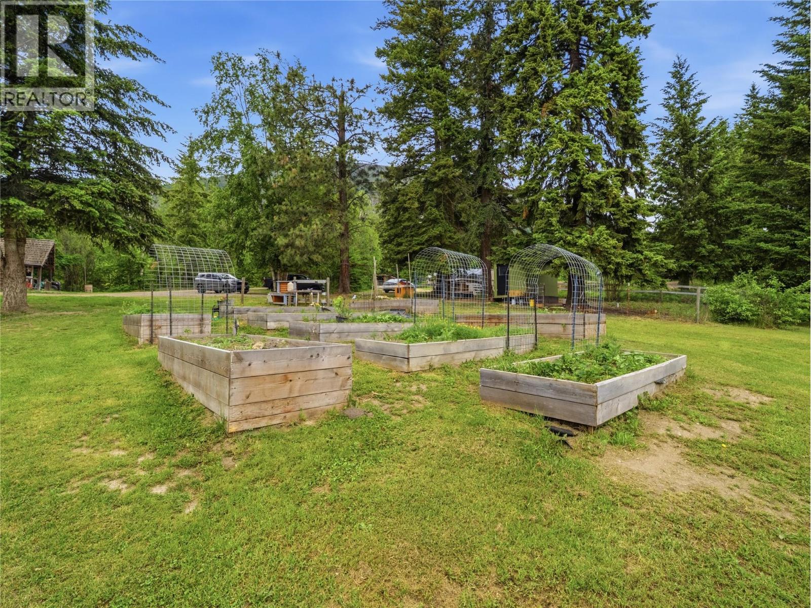 5150 49 Street Nw, Salmon Arm, British Columbia  V1E 3A6 - Photo 44 - 10389102