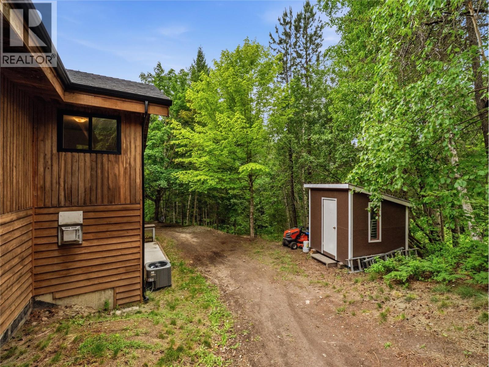 5150 49 Street Nw, Salmon Arm, British Columbia  V1E 3A6 - Photo 58 - 10389102