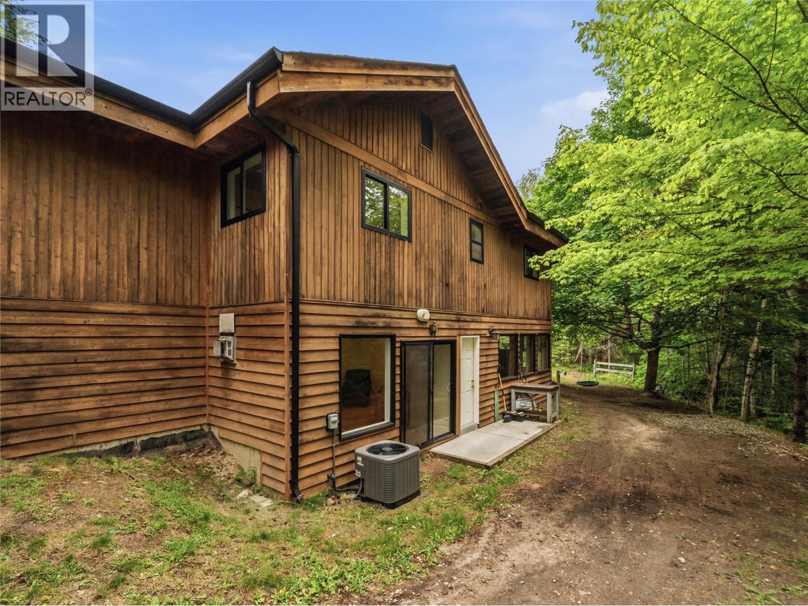 5150 49 Street Nw, Salmon Arm, British Columbia  V1E 3A6 - Photo 59 - 10389102