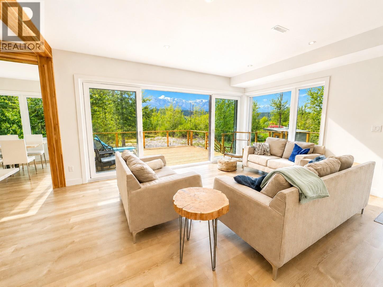 4615 Rowan Street, Windermere, British Columbia  V0B 2L2 - Photo 20 - 10388945