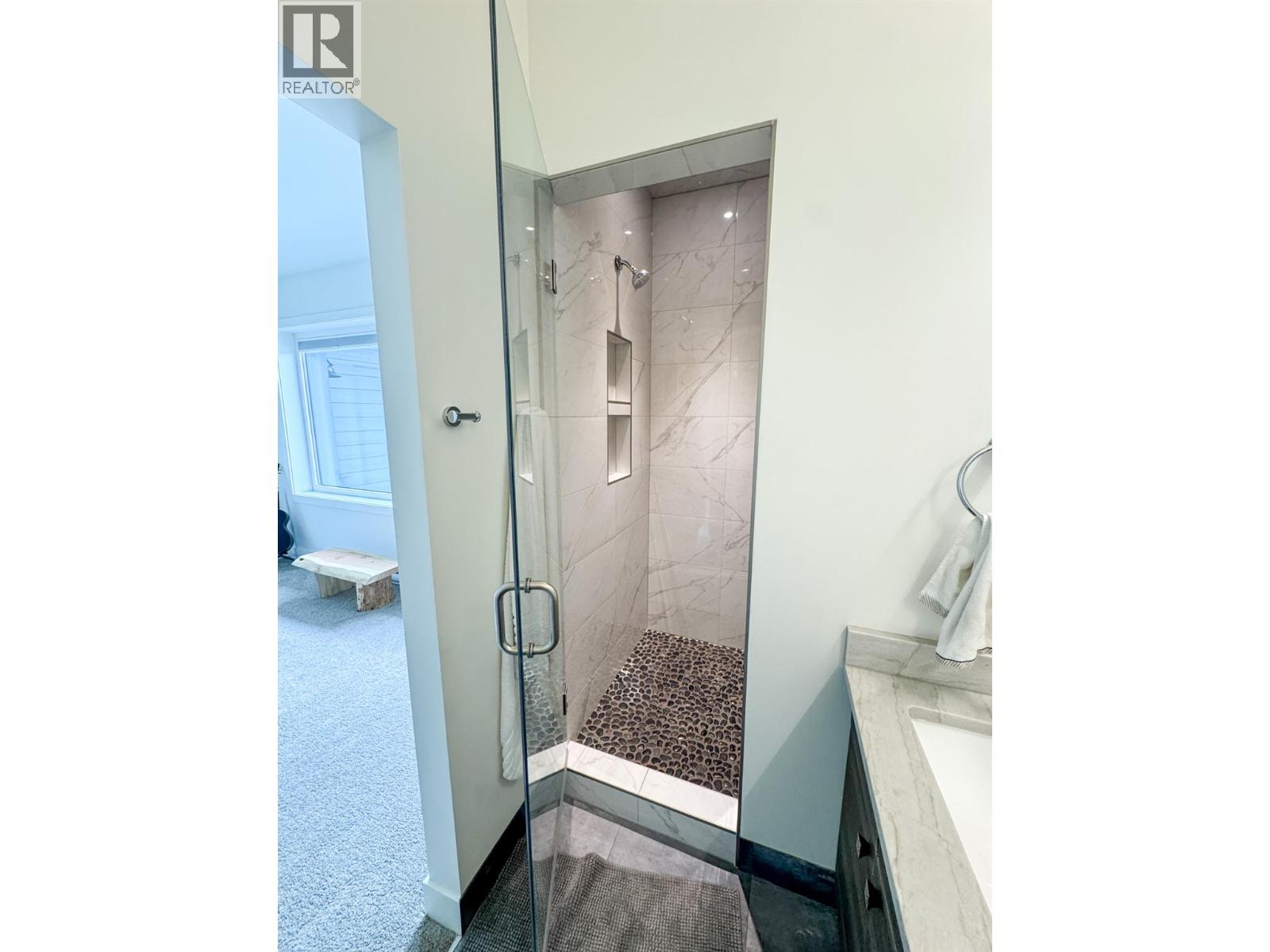 4615 Rowan Street, Windermere, British Columbia  V0B 2L2 - Photo 40 - 10388945