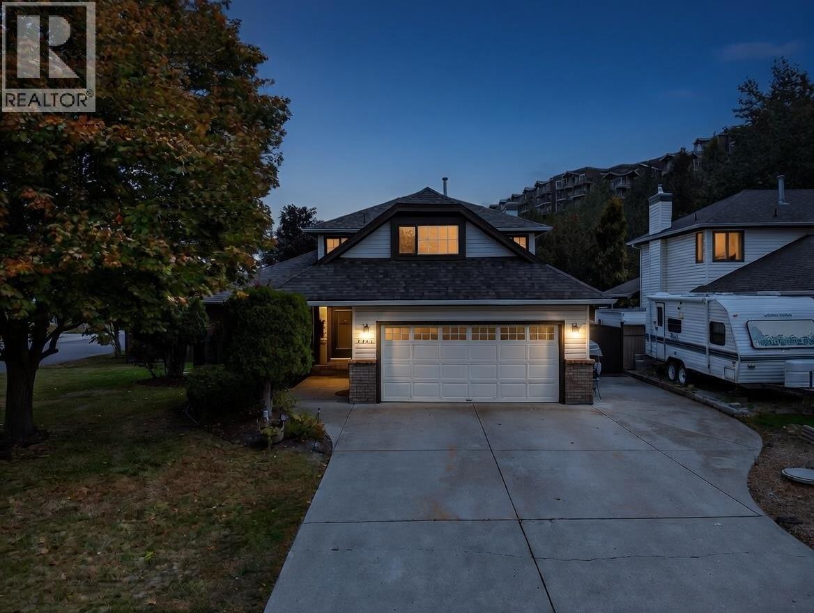 2904 Fieldstone Court, West Kelowna, British Columbia  V4T 1S9 - Photo 2 - 10389187