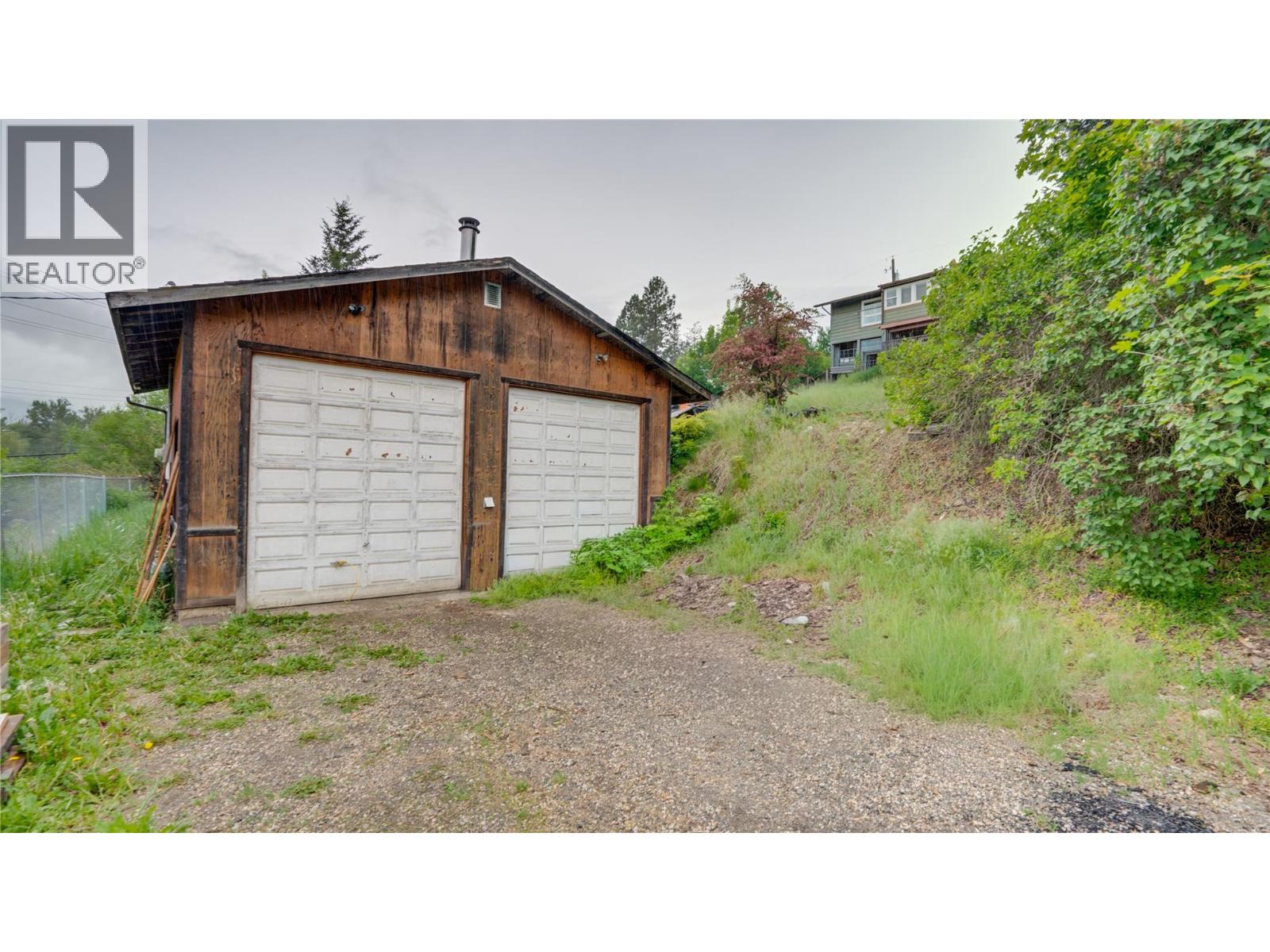 2025 Catt Avenue, Lumby, British Columbia  V0E 2G0 - Photo 35 - 10388927