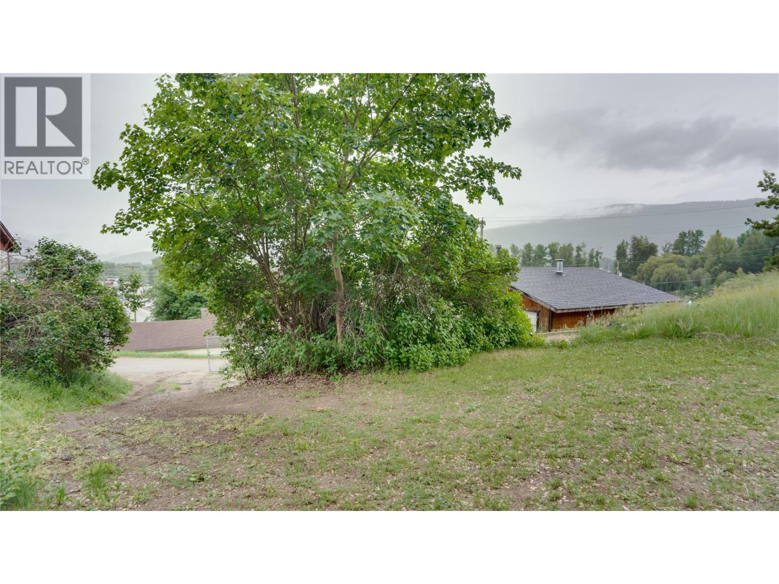 2025 Catt Avenue, Lumby, British Columbia  V0E 2G0 - Photo 40 - 10388927