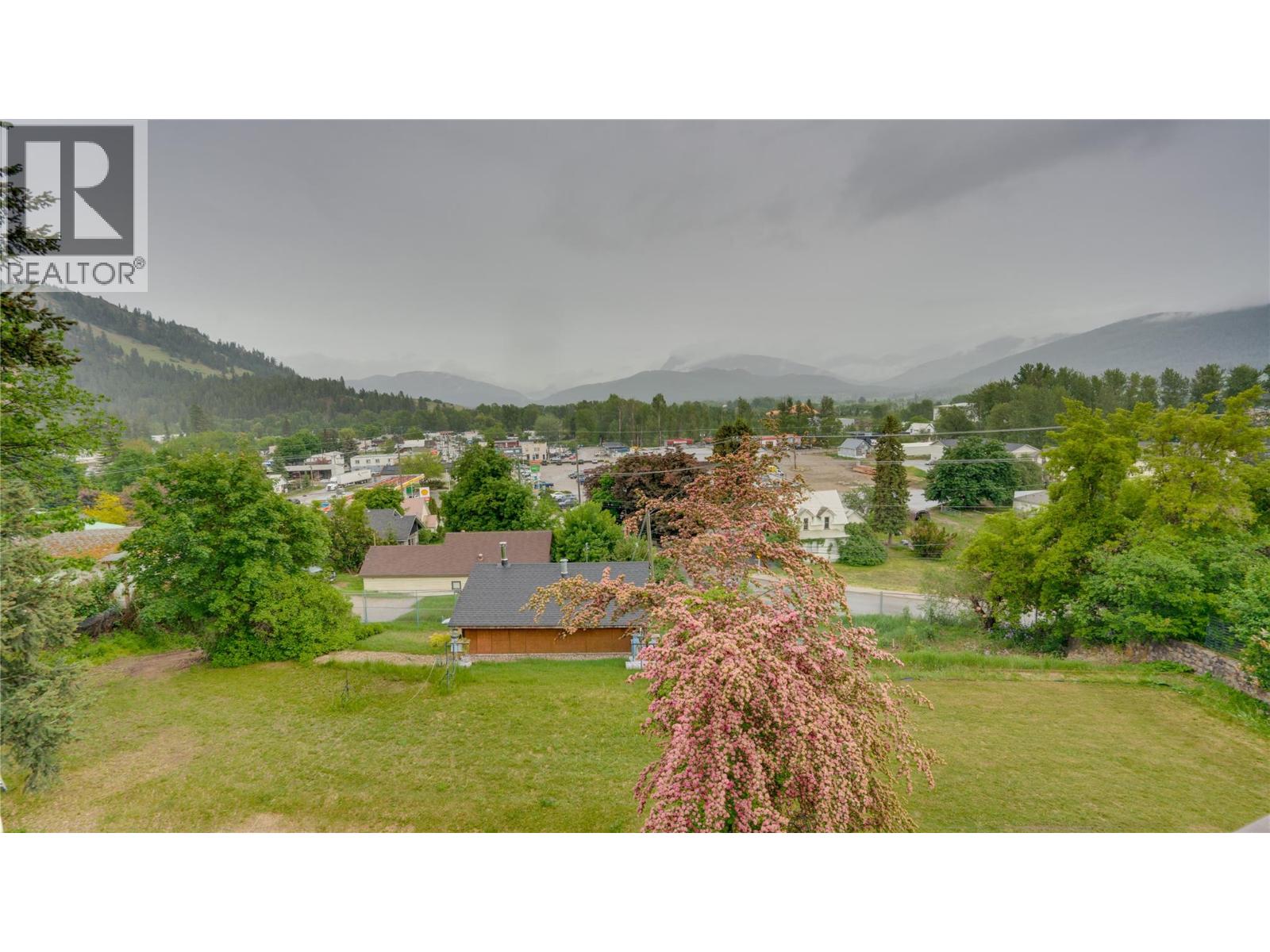 2025 Catt Avenue, Lumby, British Columbia  V0E 2G0 - Photo 41 - 10388927