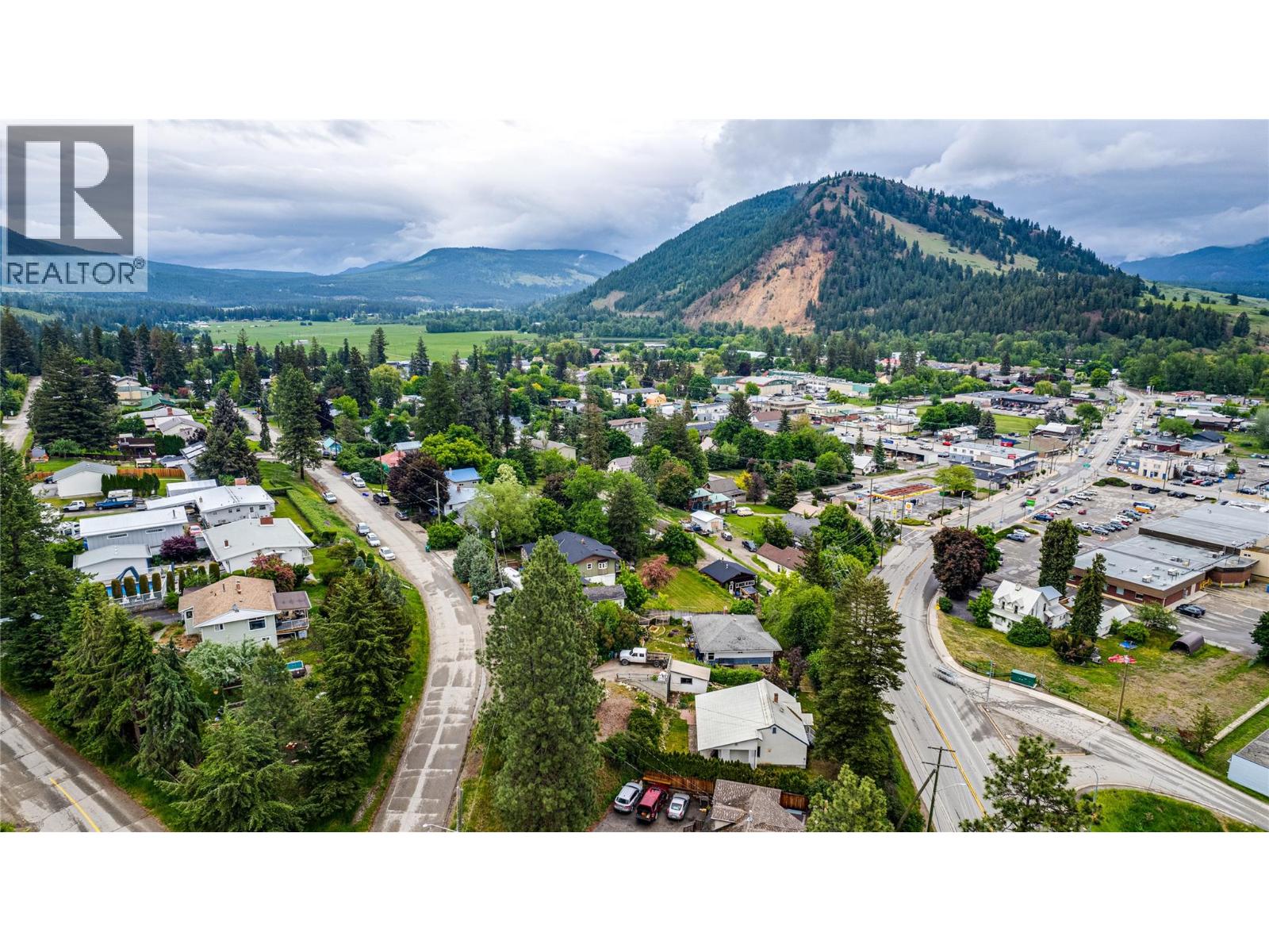 2025 Catt Avenue, Lumby, British Columbia  V0E 2G0 - Photo 55 - 10388927