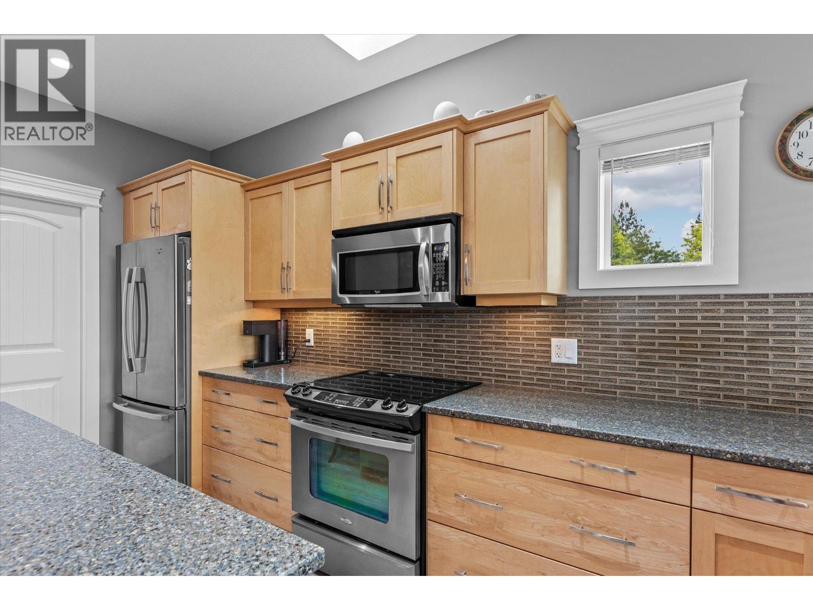 3410 Kingfisher Road, West Kelowna, British Columbia  V4T 3A5 - Photo 9 - 10389305