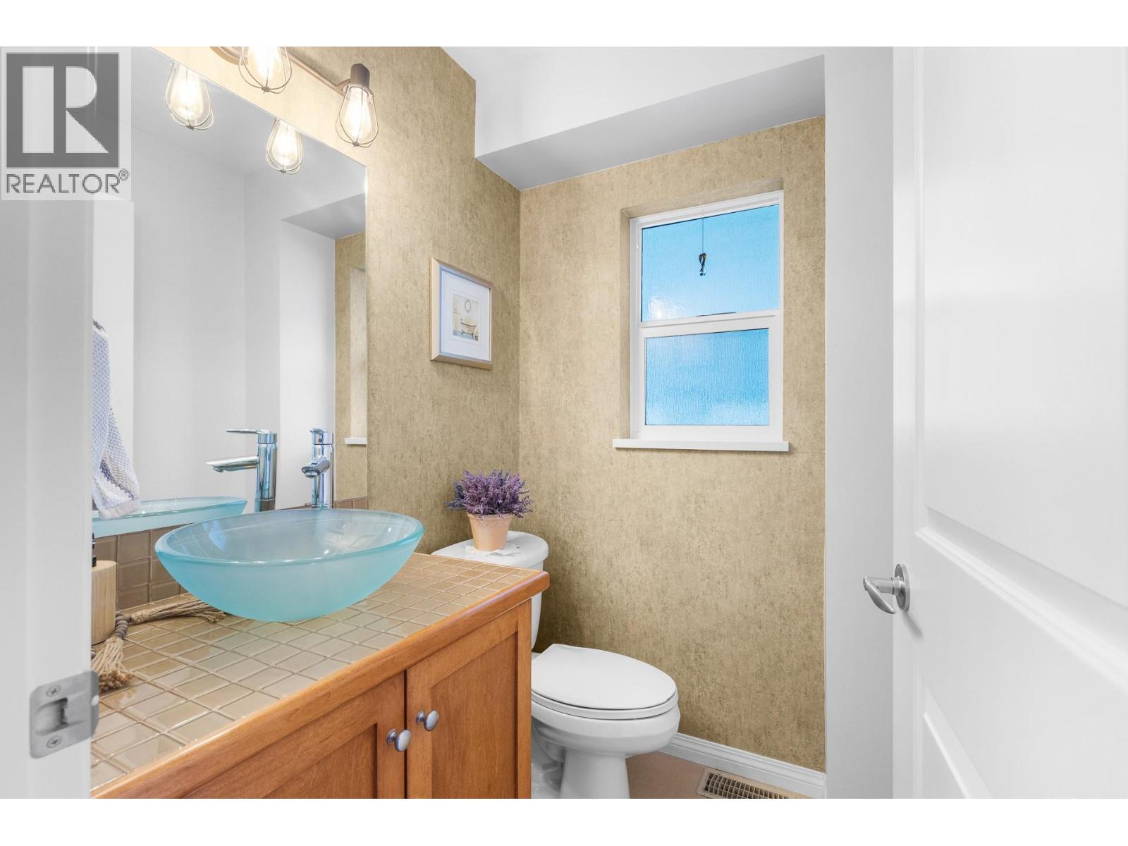 1853 Parkview Crescent Unit# 8, Kelowna, British Columbia  V1X 8A3 - Photo 16 - 10389196