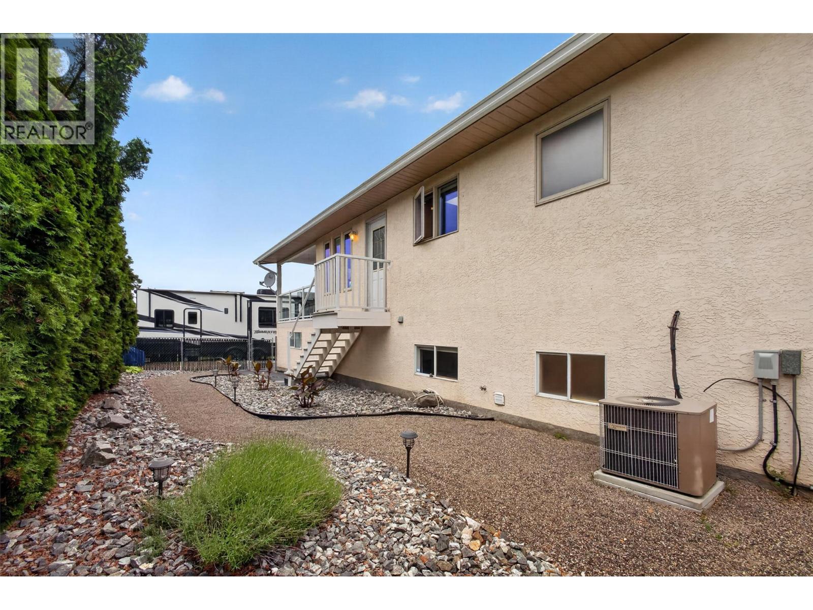 1685 Jonathan Road, Kelowna, British Columbia  V1P 1A7 - Photo 38 - 10387516