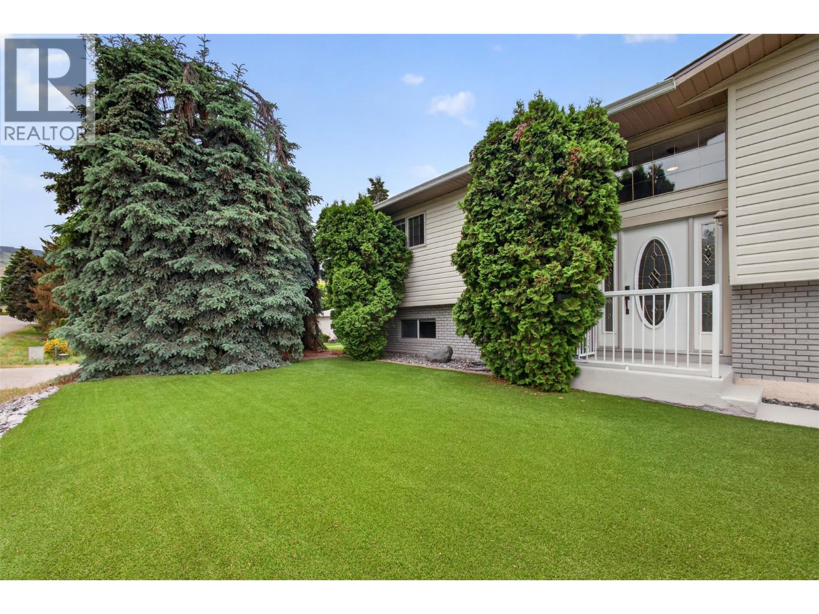 1685 Jonathan Road, Kelowna, British Columbia  V1P 1A7 - Photo 4 - 10387516