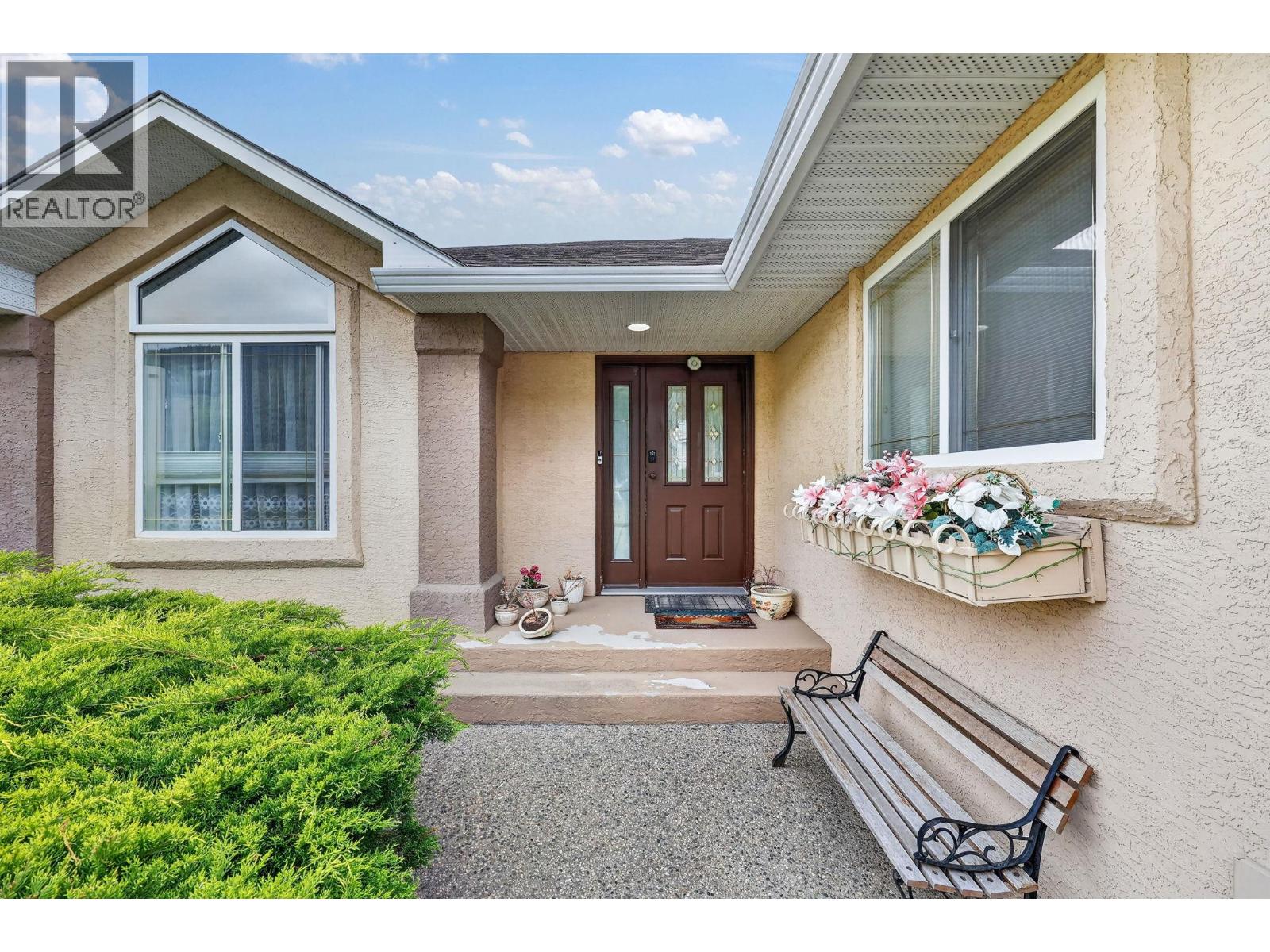 2657 Wild Horse Drive, West Kelowna, British Columbia  V4T 2K9 - Photo 3 - 10389212