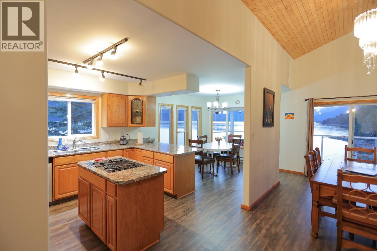 819 Silver Cove Drive, Silverton, British Columbia  V0G 1S0 - Photo 19 - 10389124