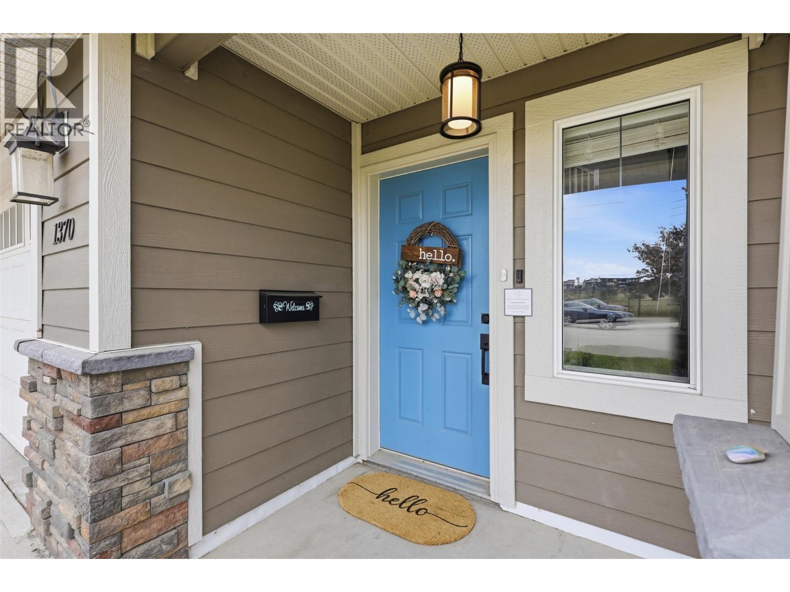 1370 Pacific Way, Kamloops, British Columbia  V2E 0A4 - Photo 2 - 10389051