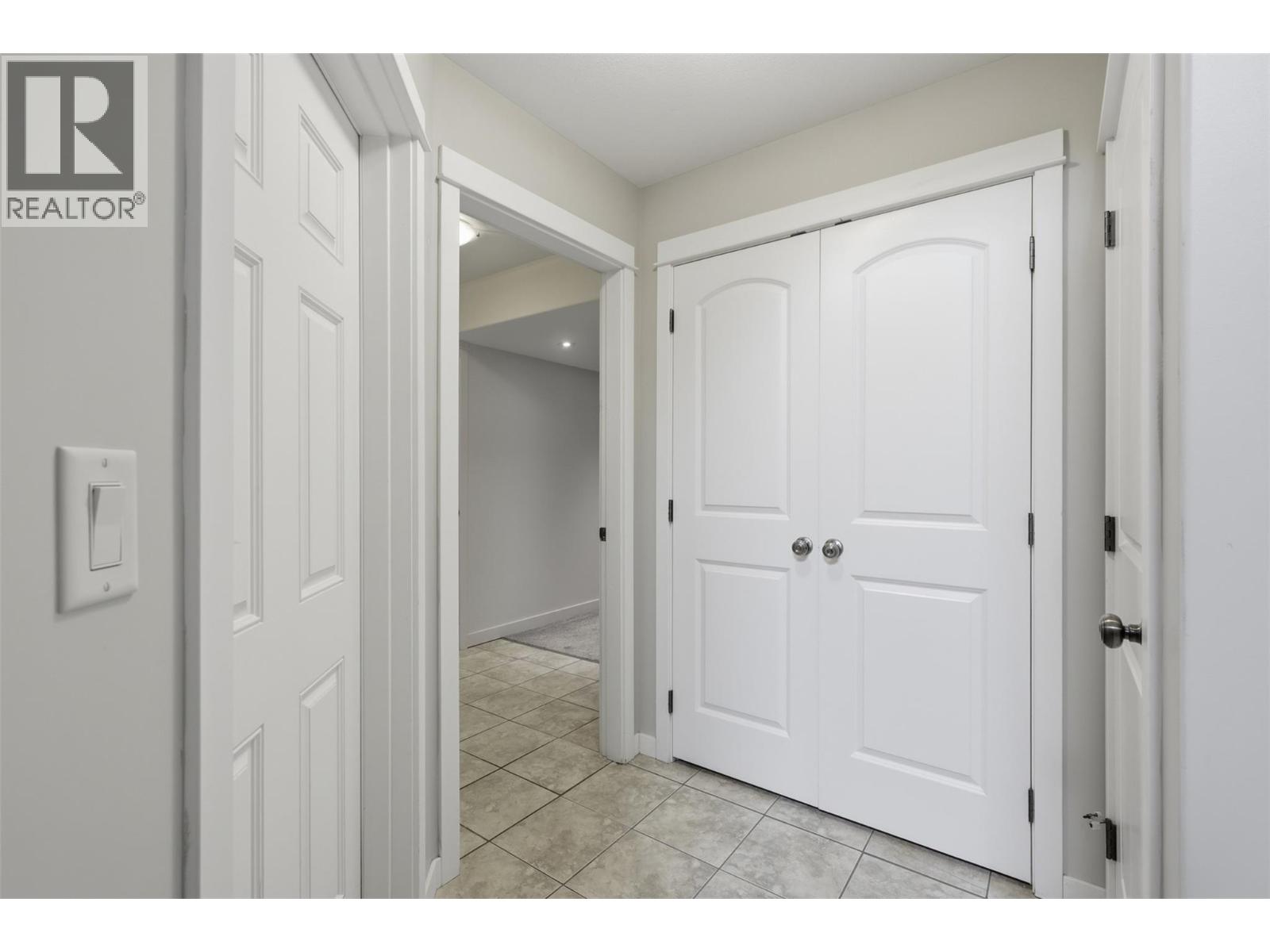1370 Pacific Way, Kamloops, British Columbia  V2E 0A4 - Photo 36 - 10389051