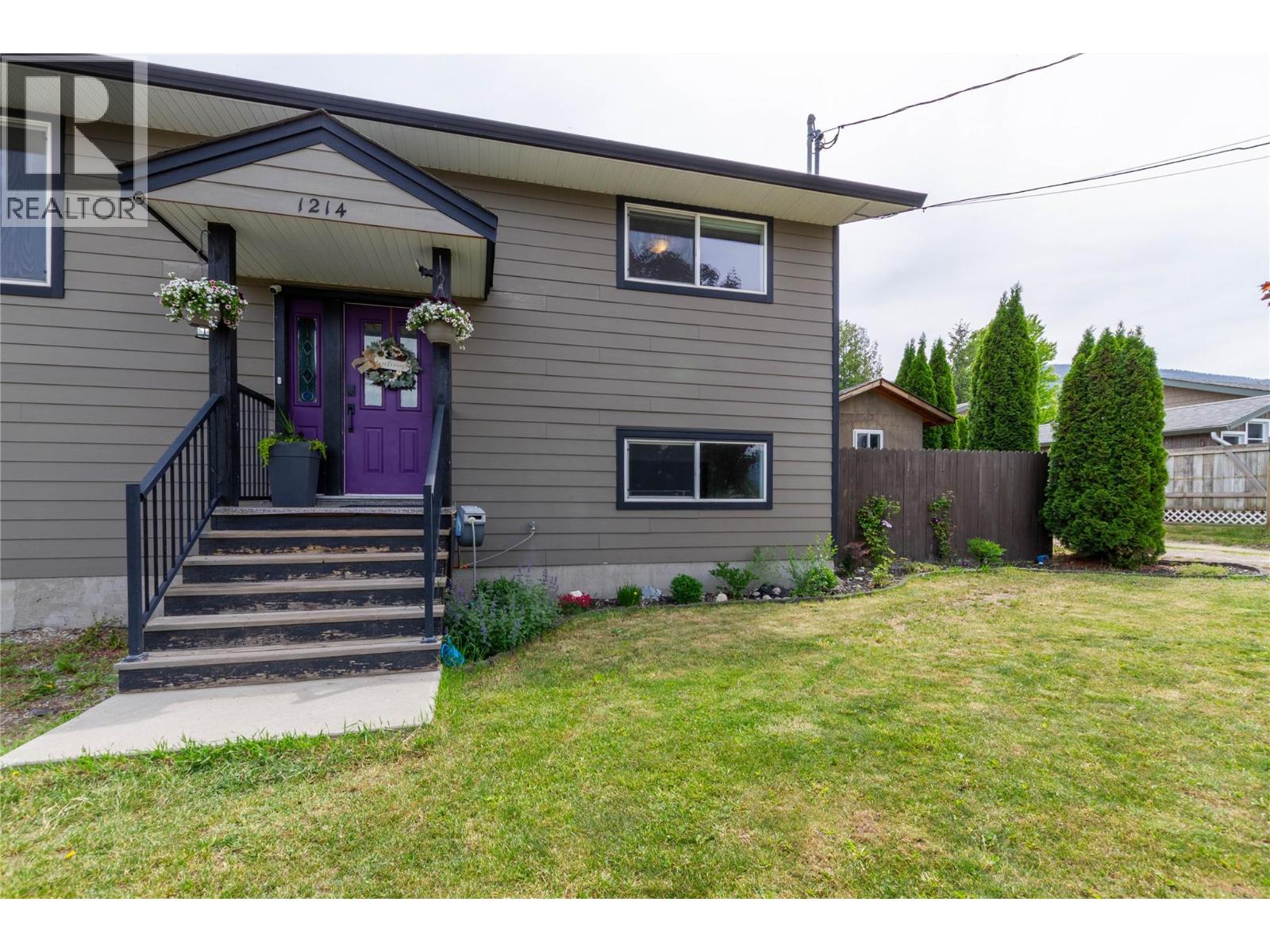 1214 Otter Lake Cross Road, Spallumcheen, British Columbia  V4Y 0N8 - Photo 3 - 10389256