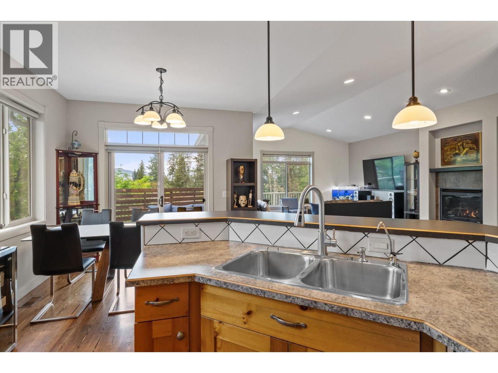 594 Vintage Terrace Road, Kelowna, British Columbia  V1W 3B3 - Photo 11 - 10389148