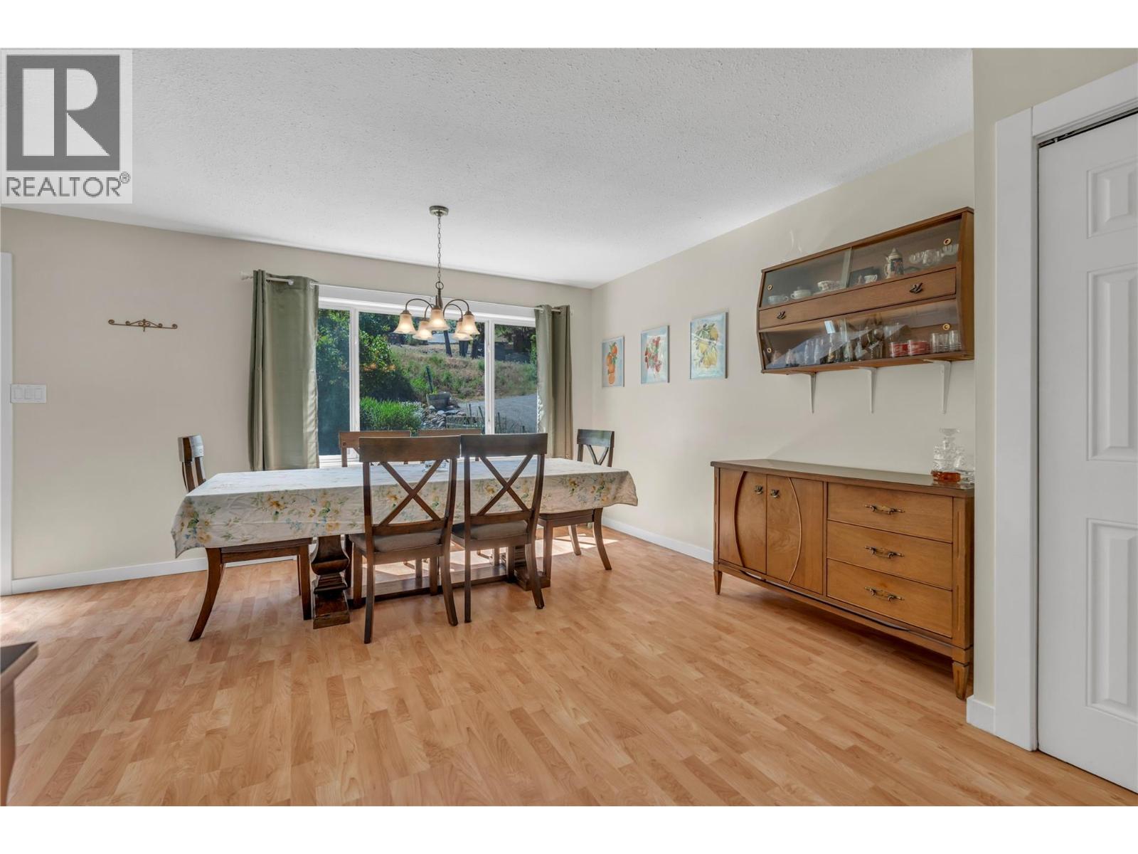 14406 Latimer Avenue, Summerland, British Columbia  V0H 1Z0 - Photo 11 - 10388564