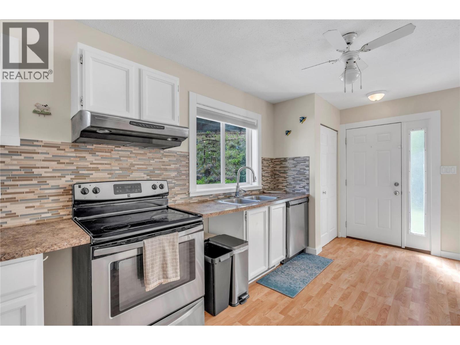 14406 Latimer Avenue, Summerland, British Columbia  V0H 1Z0 - Photo 15 - 10388564