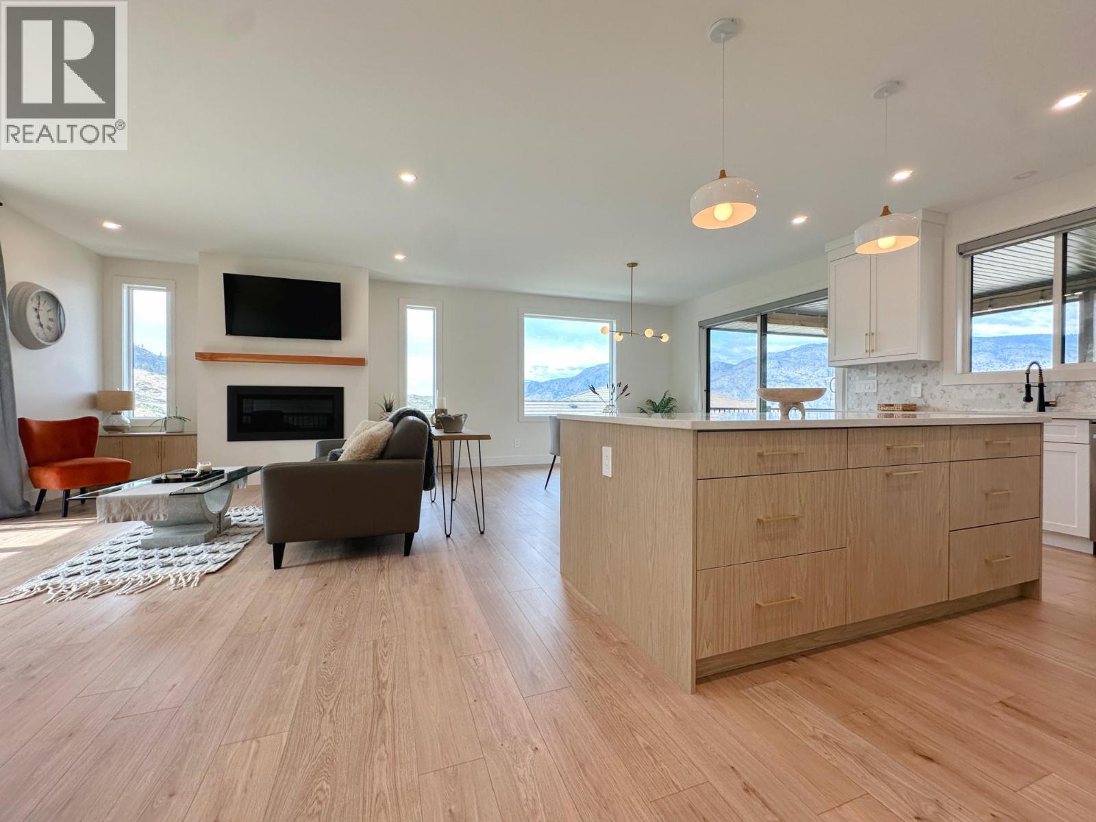 3627 Fairwinds Drive, Osoyoos, British Columbia  V0H 1V4 - Photo 11 - 10388687