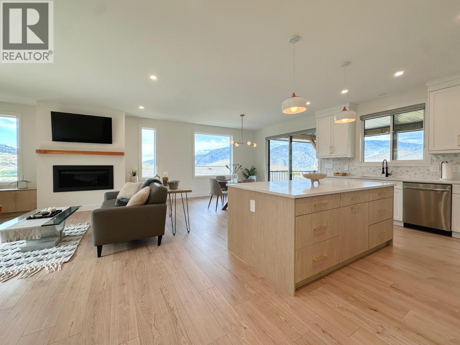 3627 Fairwinds Drive, Osoyoos, British Columbia  V0H 1V4 - Photo 12 - 10388687