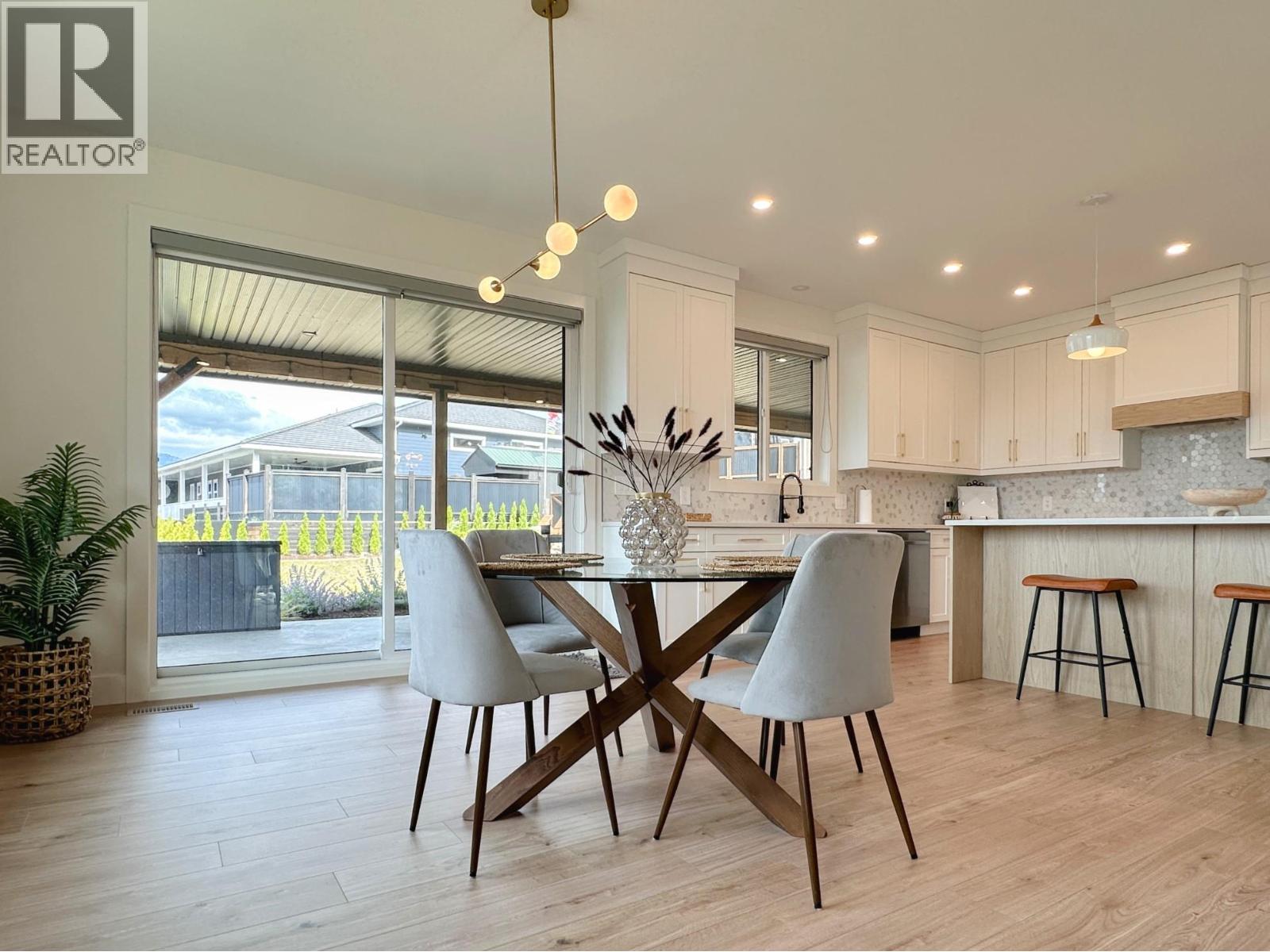 3627 Fairwinds Drive, Osoyoos, British Columbia  V0H 1V4 - Photo 8 - 10388687