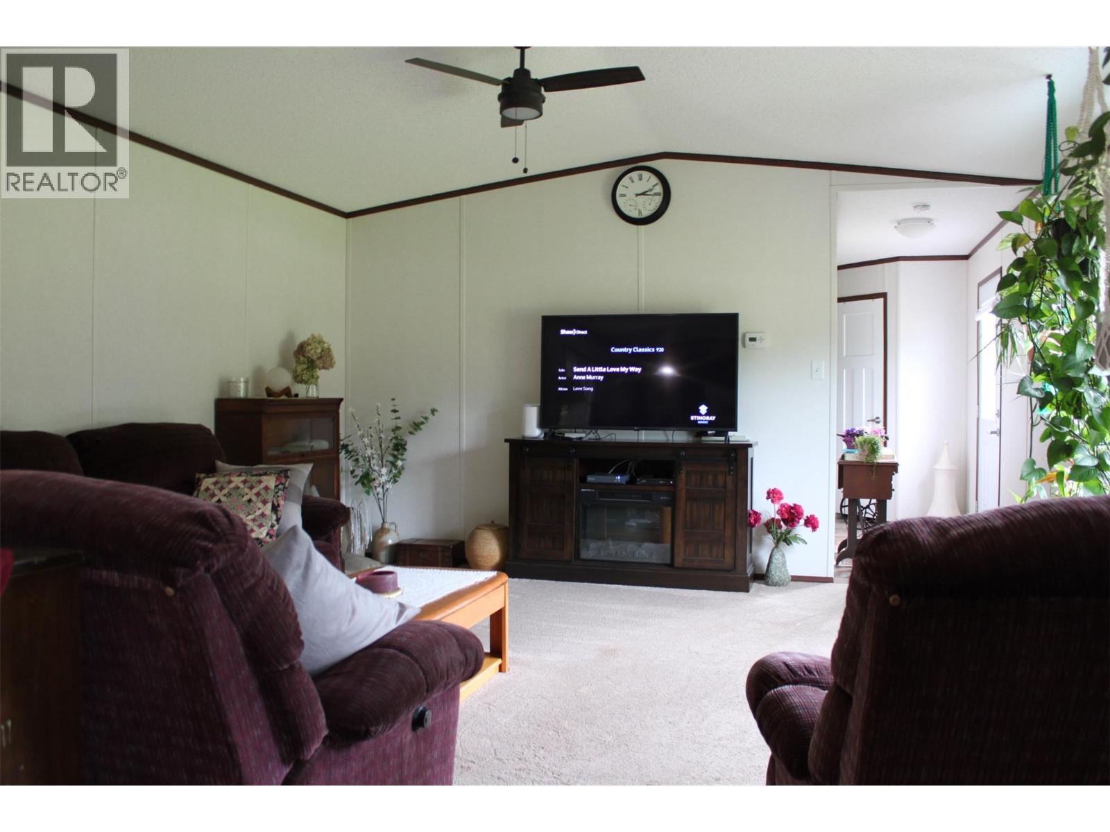3015 6 Highway, Nakusp, British Columbia  V0G 1R1 - Photo 7 - 10389288