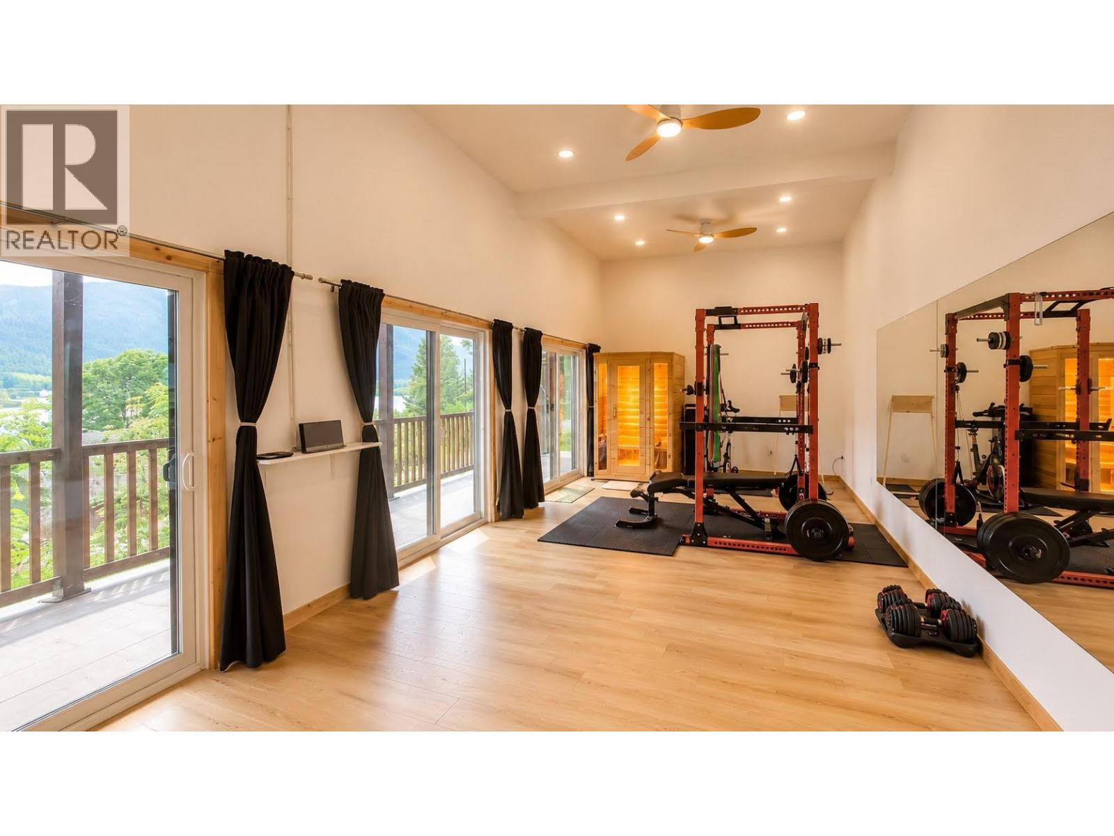 6421 Sunshine Drive, Balfour, British Columbia  V1L 6S1 - Photo 8 - 10389359