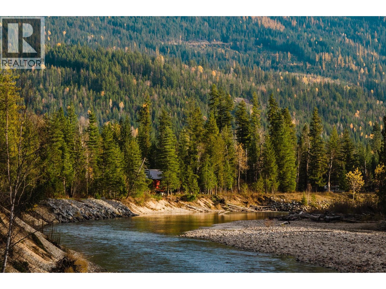 3974 Malakwa Station Road, Malakwa, British Columbia  V0E 2J0 - Photo 30 - 10387470