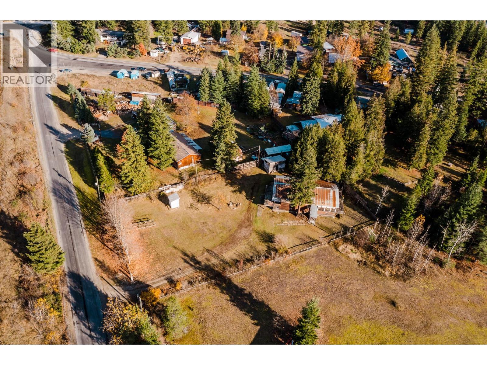 3974 Malakwa Station Road, Malakwa, British Columbia  V0E 2J0 - Photo 39 - 10387470
